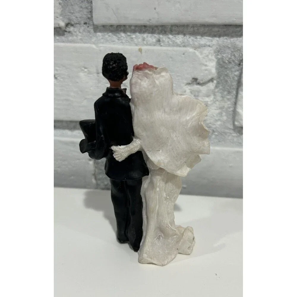Vintage K's Collection  African American Top Hat Bride & Groom Figurine 4.5in